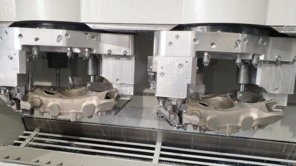 Produktionen hos Schabmüller sker huvudsakligen på flerspindliga maskiner. Hjullagerhus bearbetas i en dubbelspindlig SW-maskin.